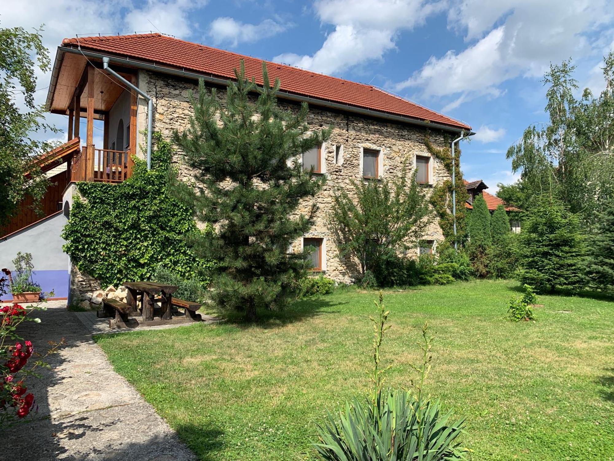 Villa Lypche Besenova Exterior photo